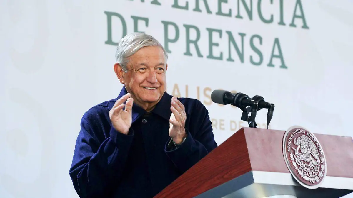 AMLO desea Feliz Navidad